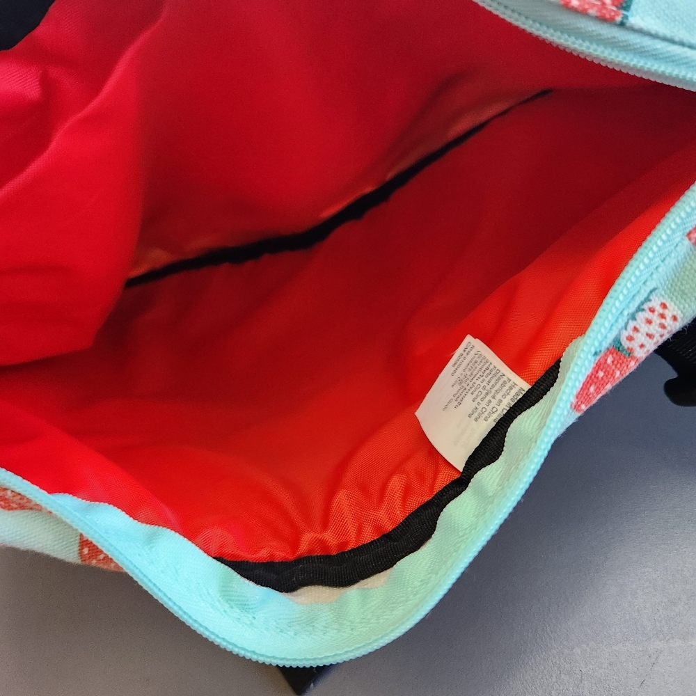 KAVU Switch Slinger Rope Bag ~ Strawberry Patch 🍓🍓🍓 Outdoor Hiking Accessory - Picture 12 of 13